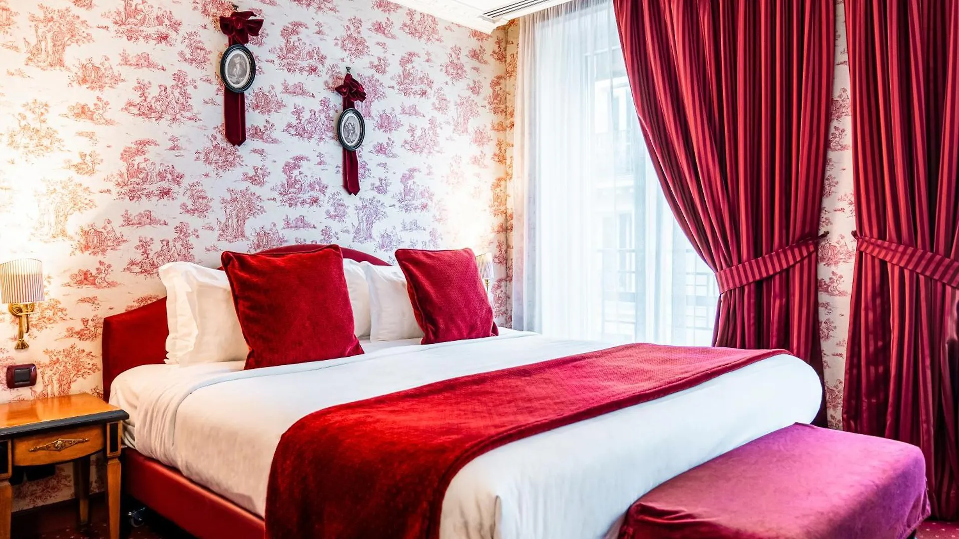 4 Hôtels Boutique à Paris pour Visiter le Louvre Sans Stress