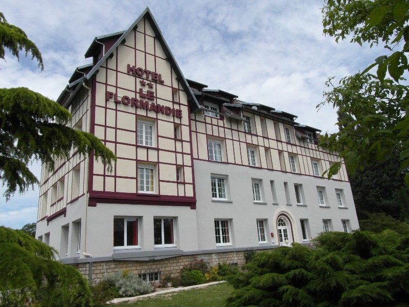 Notre Dame de Gravenchon - Hôtel Le Flormandie